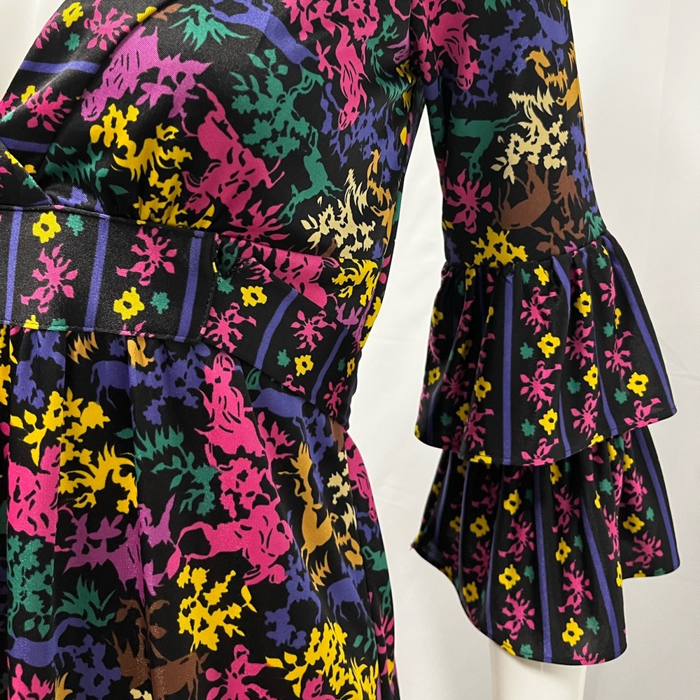 VTG Betsey Johnson Mini Dress Women 2 Black Graphic Jersey Knit Ruffles - Picture 6 of 10